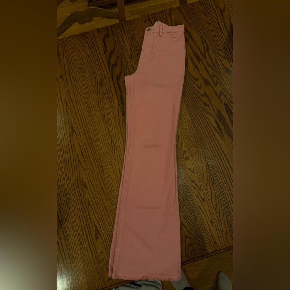 Alice + Olivia Gorgeous Denim Jean in Rose